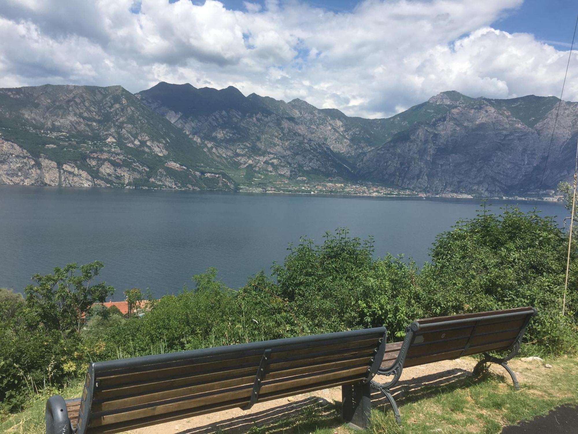 Apartment Lake View Malcesine Buitenkant foto